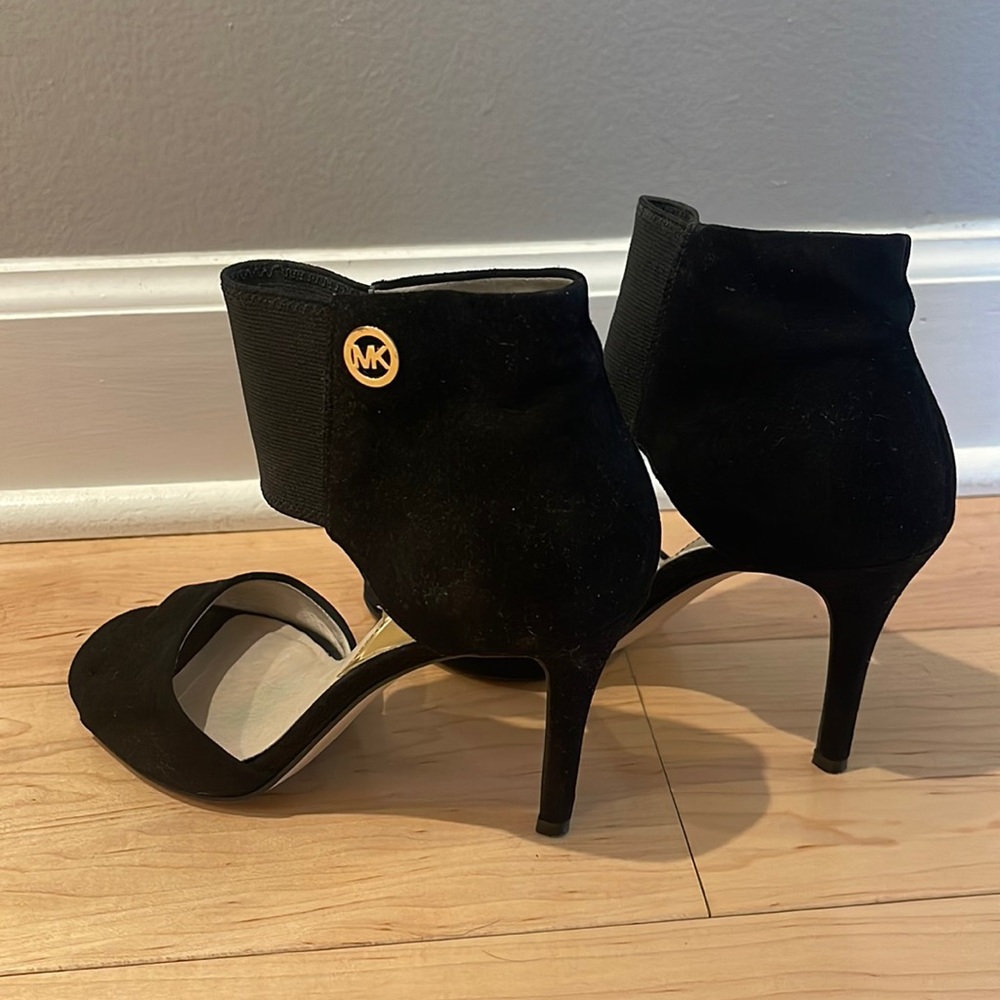 michael kors heels
